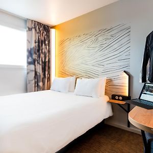 Standard Zimmer mit Kingsize-Bett